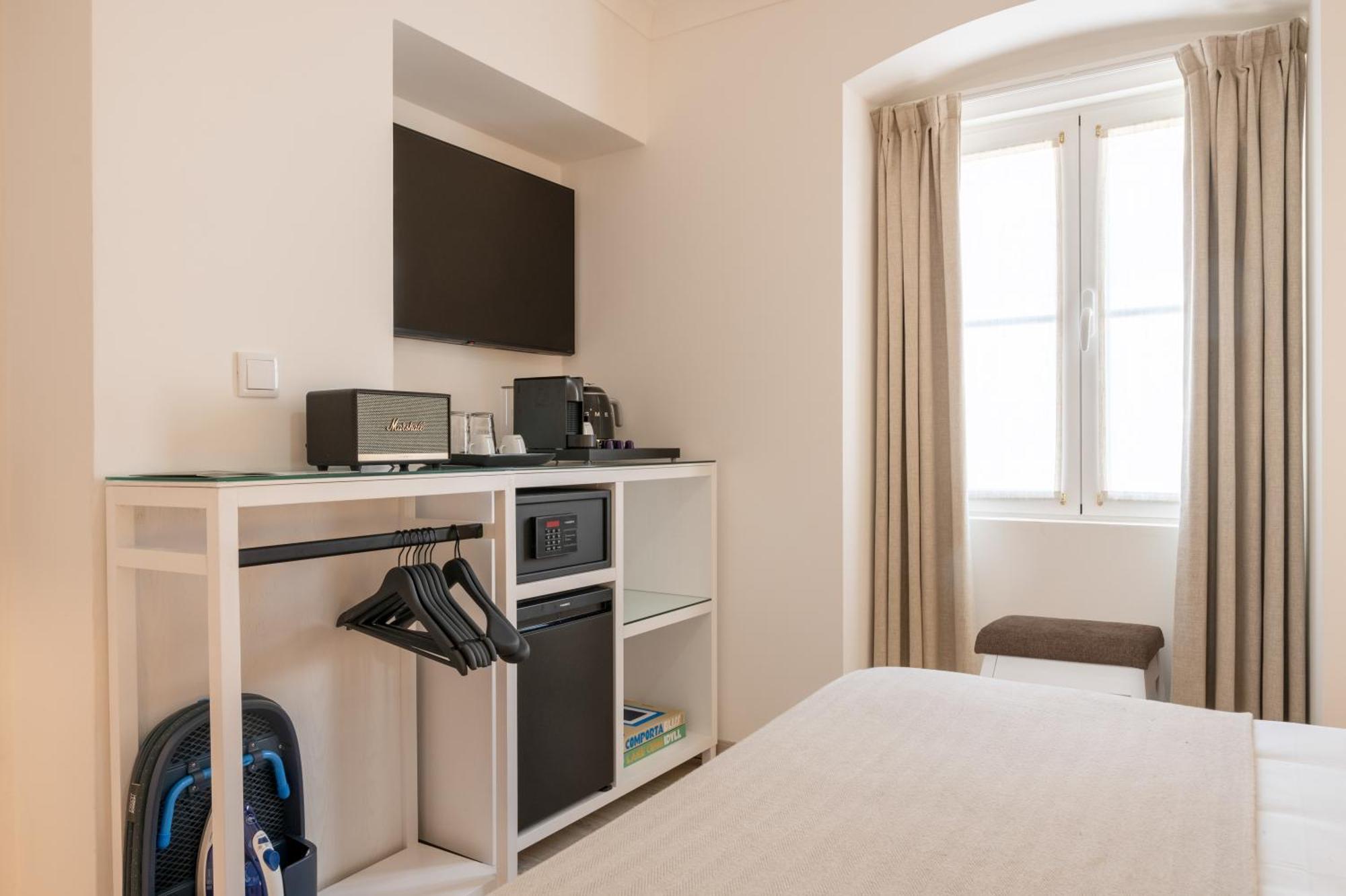 Azinheira Suites Townhouse - Alojamento Turistico (Adults Only) Елвас Стая снимка