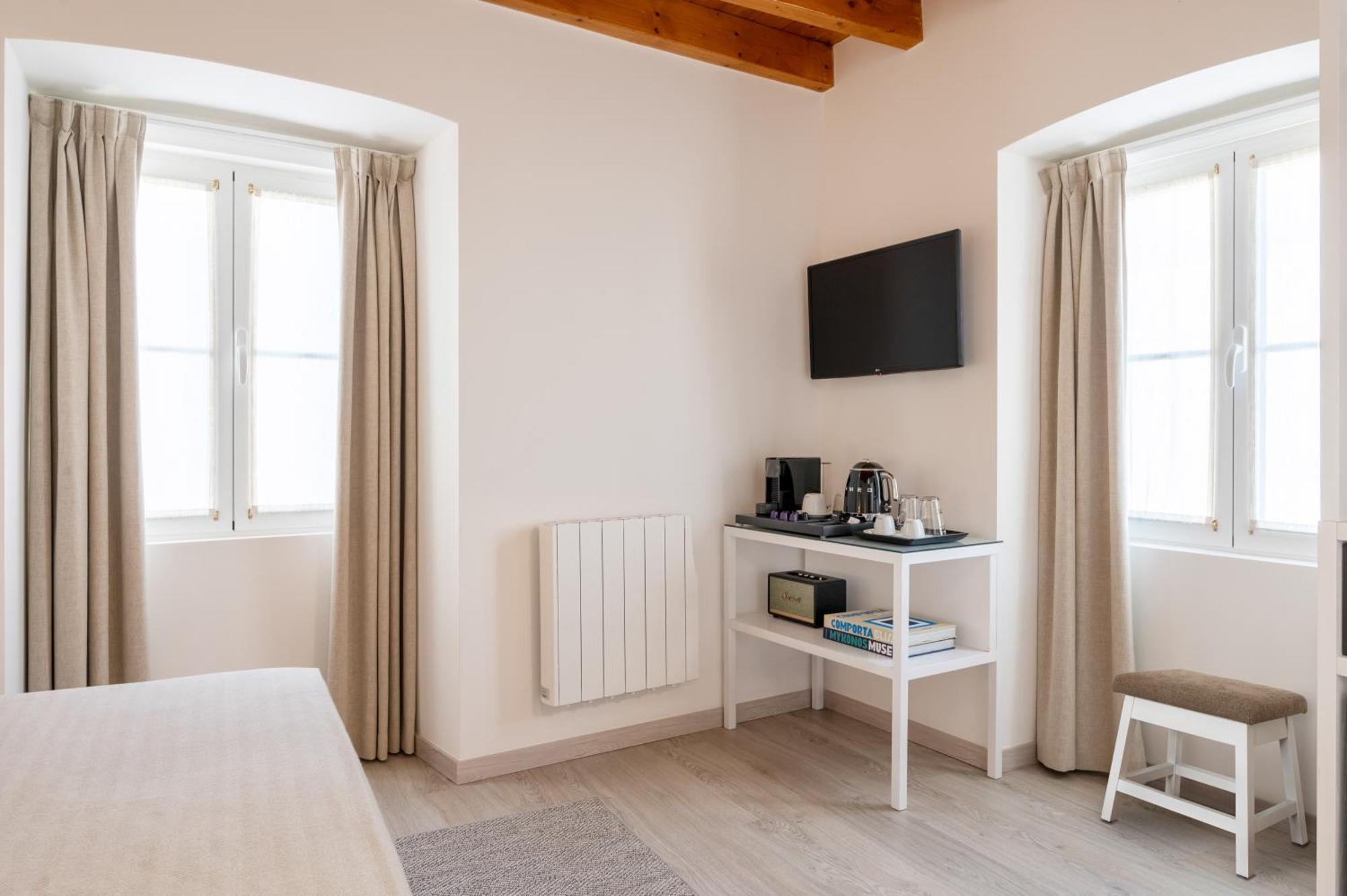 Azinheira Suites Townhouse - Alojamento Turistico (Adults Only) Елвас Стая снимка