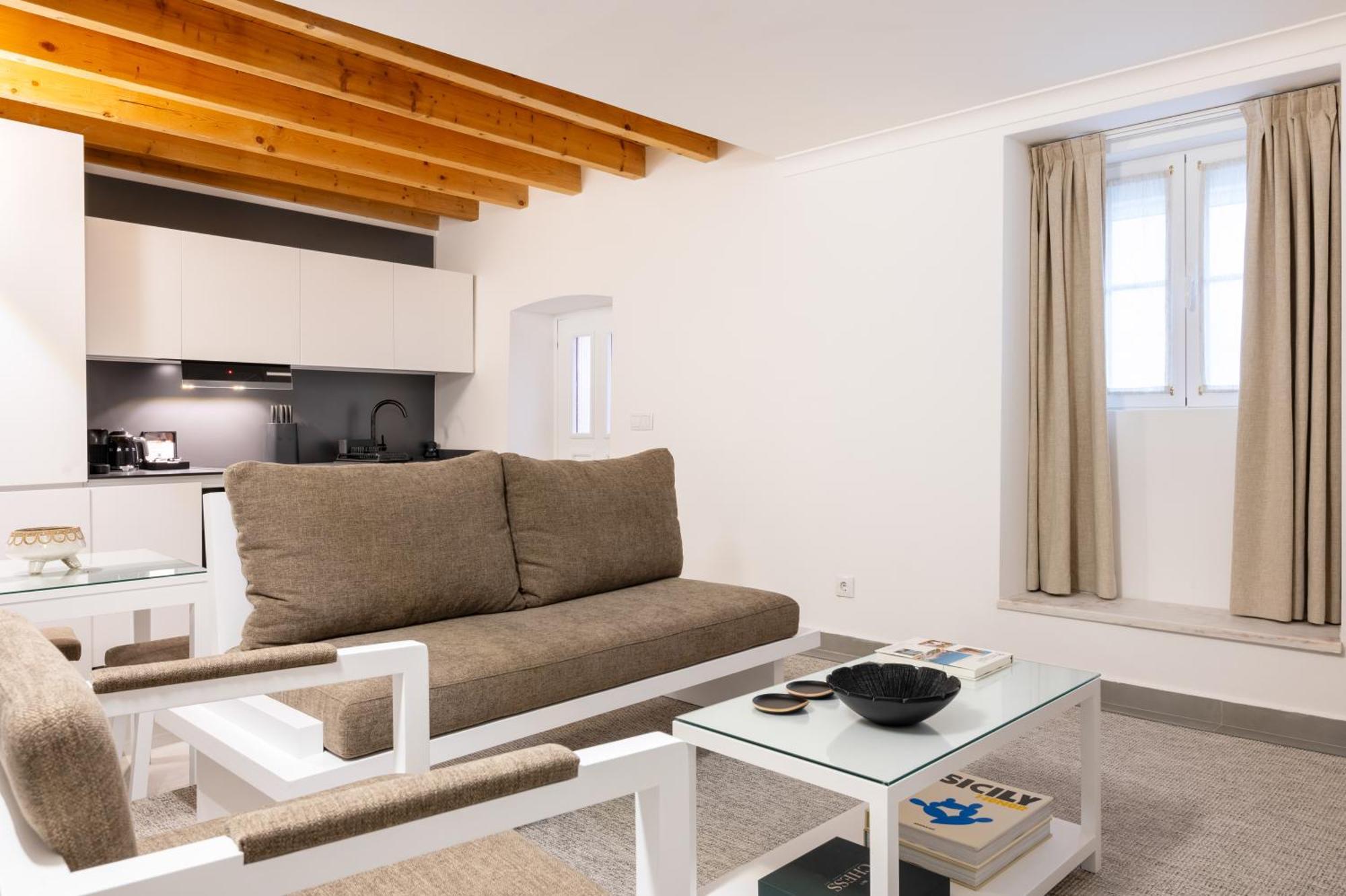 Azinheira Suites Townhouse - Alojamento Turistico (Adults Only) Елвас Екстериор снимка